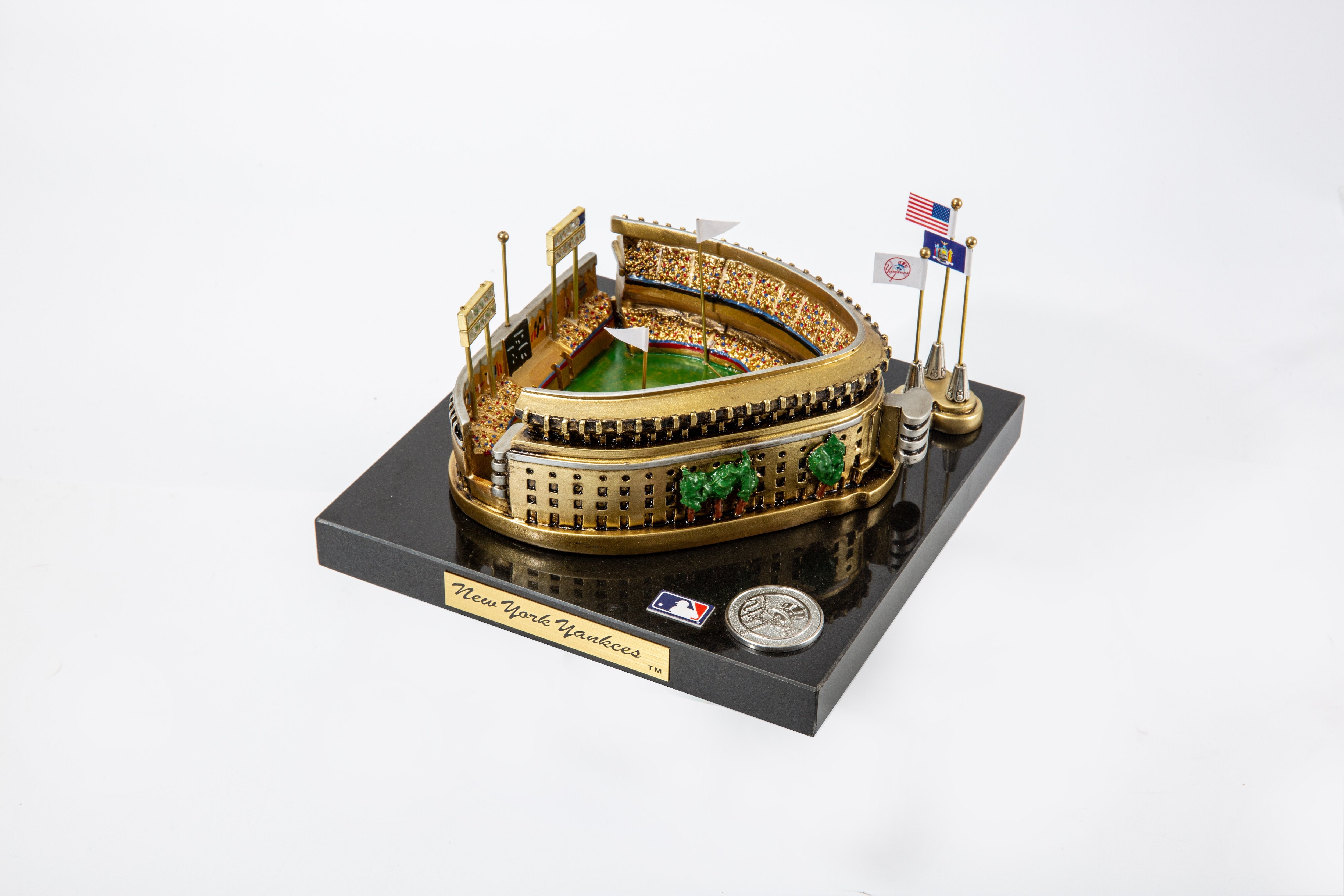 The Museum Quality 1/8 Scale 1961 Yankee Stadium - Hammacher Schlemmer