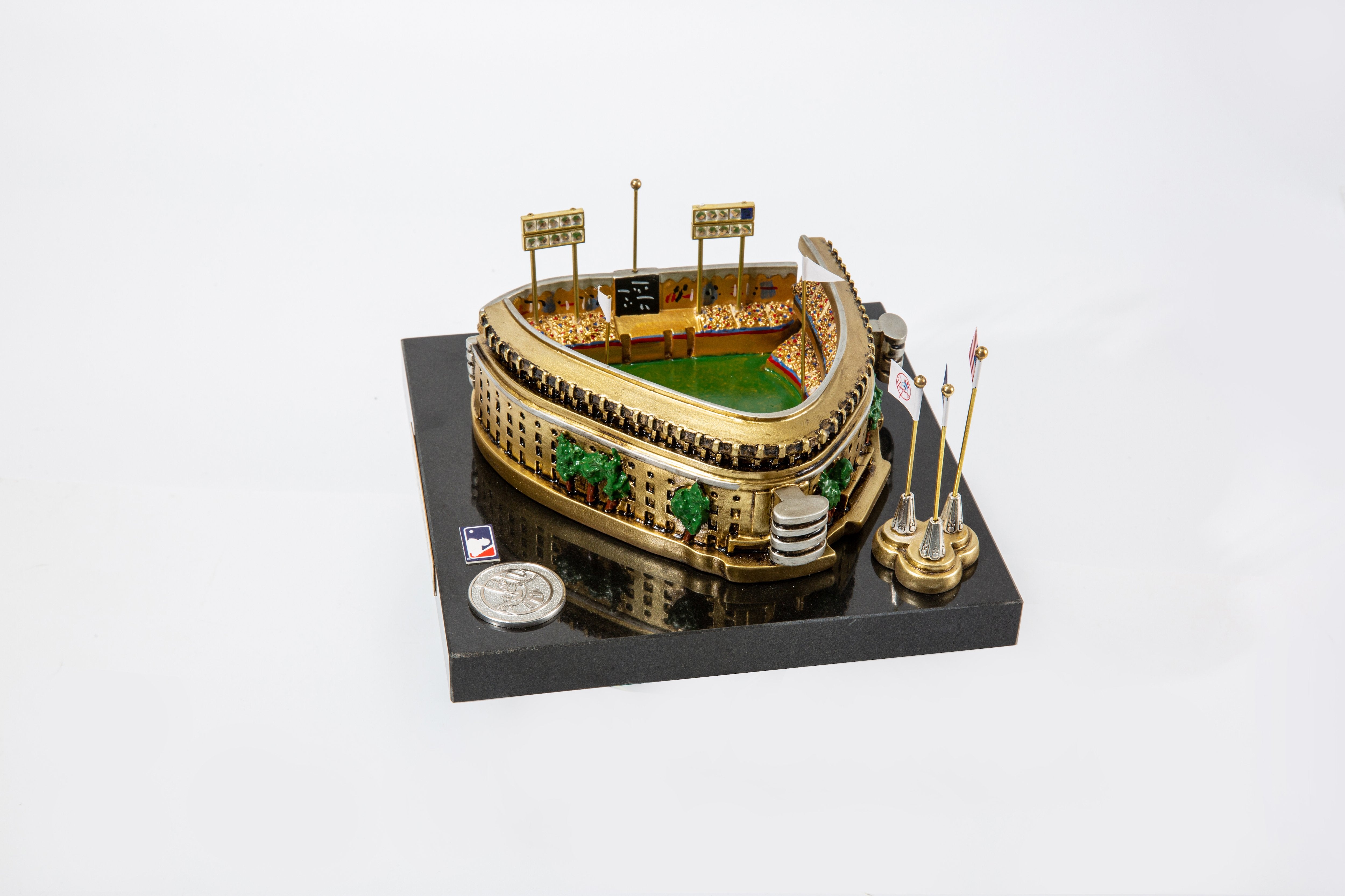 The Museum Quality 1/8 Scale 1961 Yankee Stadium - Hammacher Schlemmer